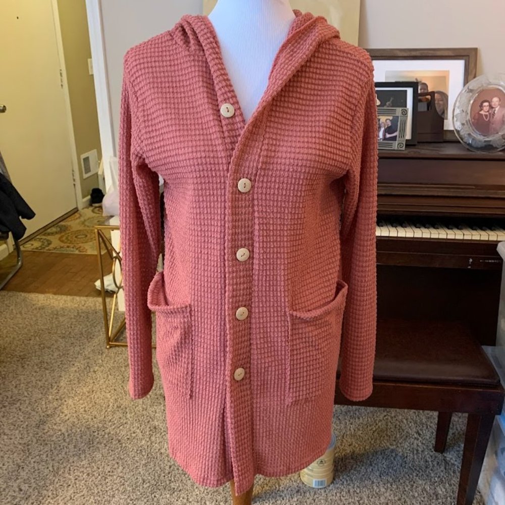 NWT CURVY Dusty Rose Sweater with Hood - Picture 6 of 7
